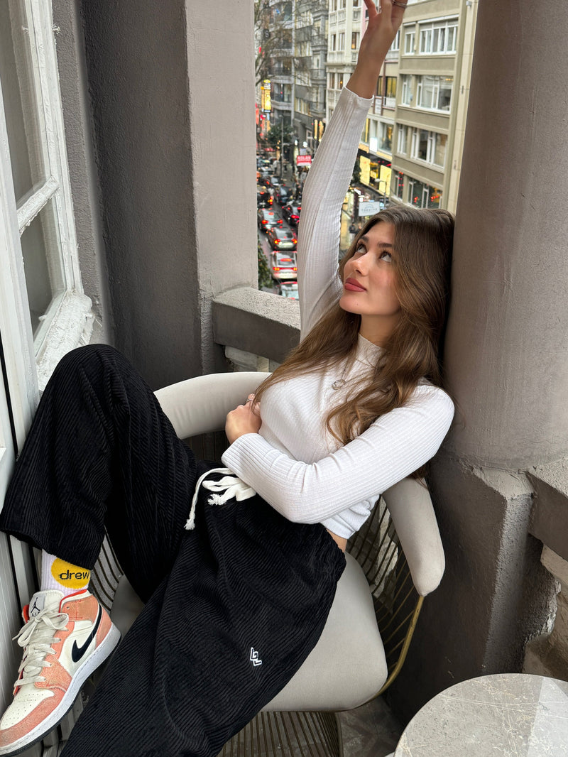 <p>Selinay</p>